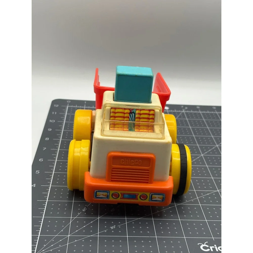 Vintage Chicco Dump Truck Toy Made in Italy Red Yellow White Plastic Vehicle